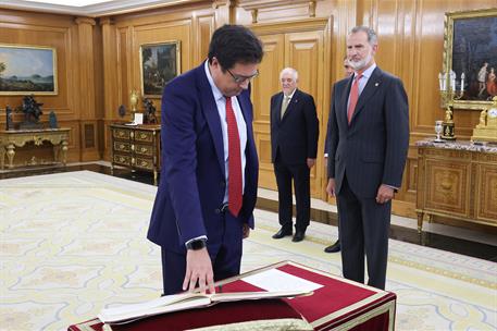 6/09/2024. Pedro S&#225;nchez attends the swearing-in of &#211;scar L&#243;pez. Oscar L&#243;pez is sworn in as Minister for Digital Transformation and Public S...