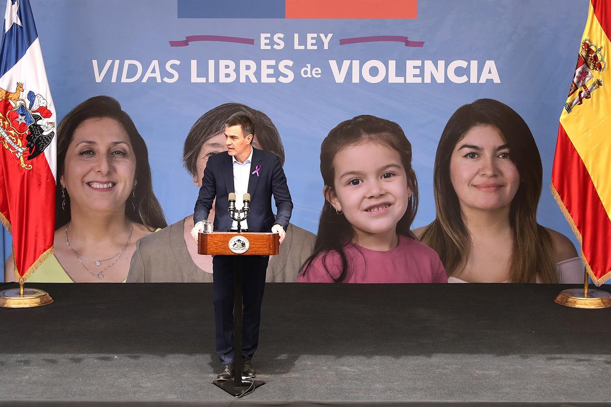 El presidente del Gobierno, Pedro Sánchez, interviene en un acto conmemorativo del Día Internacional de la Mujer