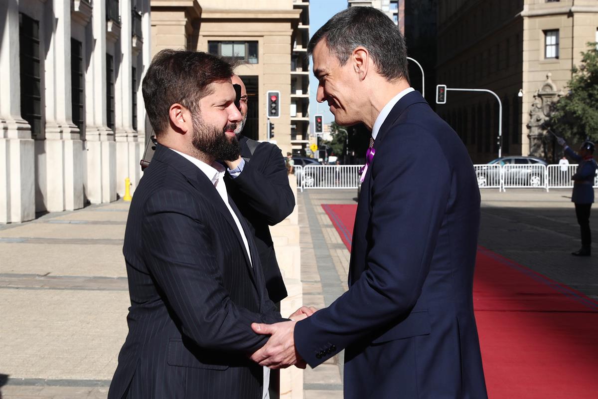 8/03/2024. Viaje del presidente del Gobierno a la República de Chile. El presidente de la República de Chile, Gabriel Boric, recibe al presi...