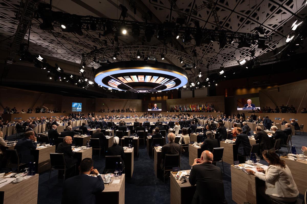10/07/2024. Pedro Sánchez participa en la cumbre de la OTAN (primera jornada). Plenario de la Cumbre de la OTAN.
