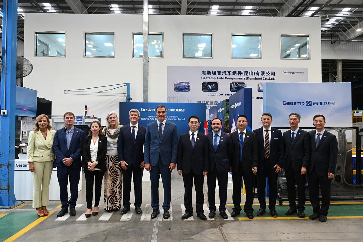 11/09/2024. Pedro Sánchez en kunshan. El presidente del Gobierno, Pedro Sánchez, en la visita realizada a las instalaciones del grupo empres...