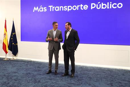 12/09/2024. Sanchez campa&#241;a transportes. Pedro S&#225;nchez, presidente del Gobierno, junto a &#211;scar Puente, ministro de Transportes y Movilidad S...