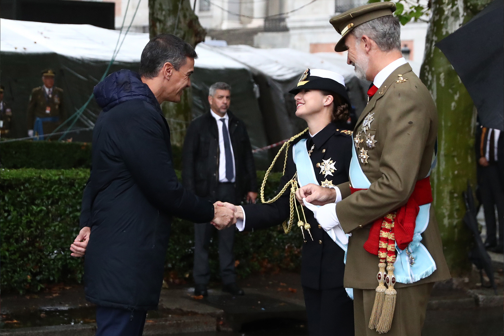 El presidente saluda a la Princesa de Asturias