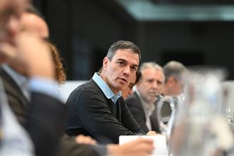 14/11/2024. Pedro Sánchez chairs the meeting of the crisis committee to monitor the effects of the DANA. The President of the Government of ...