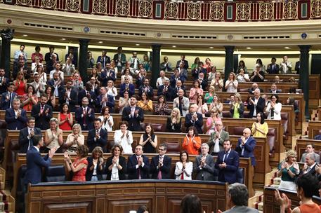 17/07/2024. El presidente comparece en el Congreso de los Diputados. El presidente del Gobierno, Pedro S&#225;nchez, aplaude y es aplaudido por s...