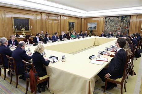 17/12/2024. El presidente del Gobierno participa en la 35ª reunión ordinaria del Patronato de la Fundación Carolina. El presidente del Gobie...