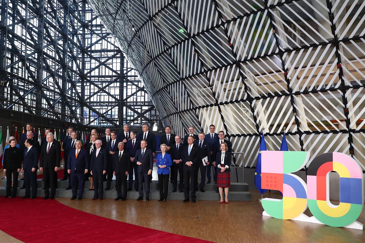 19/12/2024. Pedro Sánchez participa en el Consejo Europeo. El presidente del Gobierno, Pedro Sánchez, junto al resto de líderes europeos en ...