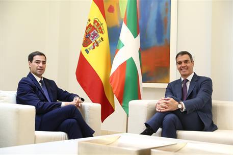 20/09/2024. Pedro S&#225;nchez se re&#250;ne con el lehendakari Imanol Pradales. El presidente del Gobierno, Pedro S&#225;nchez, se re&#250;ne con el lehendakar...