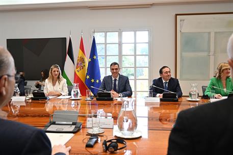 21/11/2024. Pedro S&#225;nchez preside, junto al primer ministro de Palestina, la I Reuni&#243;n Intergubernamental Espa&#241;a - Palestina. El presidente ...