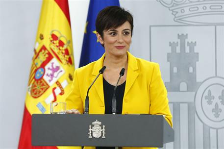 22/10/2024. Pedro Sánchez meets with representatives of the housing sector. The Minister for Housing and Urban Agenda, Isabel Rodríguez, app...