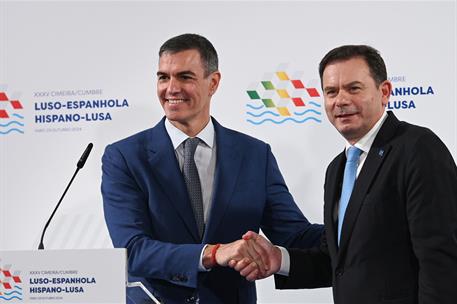 23/10/2024. Pedro S&#225;nchez participa en la XXXV Cumbre Hispano-Portuguesa. El presidente del Gobierno, Pedro S&#225;nchez, y el primer ministro de...