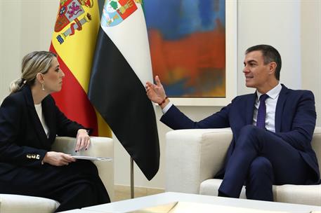 25/10/2024. Pedro Sánchez recibe a la presidenta de Extremadura. El presidente del Gobierno, Pedro Sánchez, durante su encuentro con la pres...