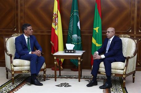 27/08/2024. Pedro S&#225;nchez viaja a Mauritania. El presidente del Gobierno, Pedro S&#225;nchez, y el presidente de la Rep&#250;blica Isl&#225;mica de Maurita...