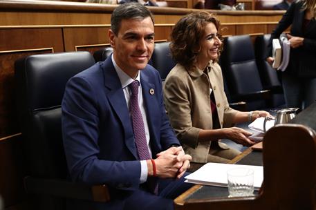 27/11/2024. Pedro S&#225;nchez interviene en la sesi&#243;n de control al Gobierno. El presidente del Gobierno, Pedro S&#225;nchez, junto a la vicepresiden...