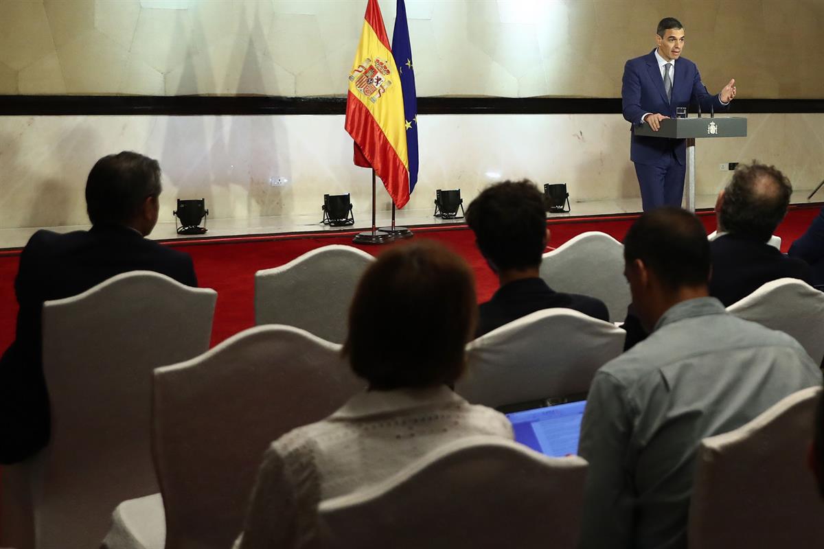 29/10/2024. El presidente del Gobierno continúa su viaje en la República de India. Pedro Sánchez, durante su comparecencia ante los medios d...