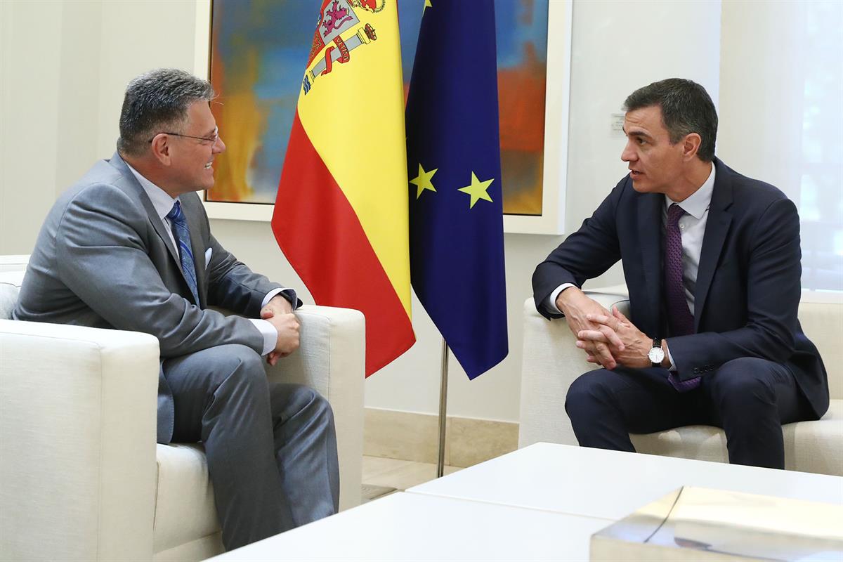30/05/2024. Pedro Sánchez se reúne con el vicepresidente de la Comisión Europea, Maroš Šefčovič. El presidente del Gobierno, Pedro Sánchez, ...
