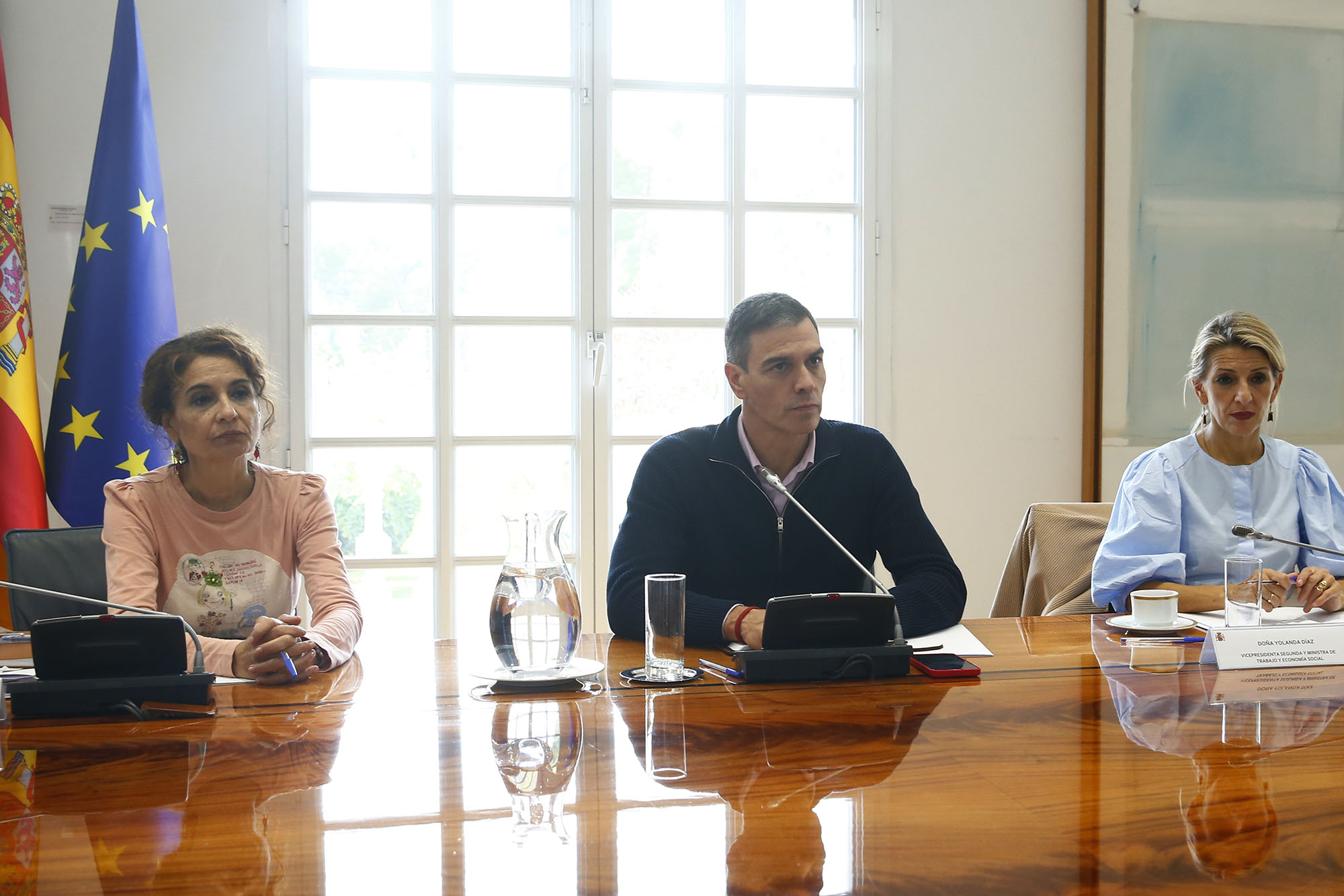 El presidente del Gobierno durante la tercera reunión del comité de crisis