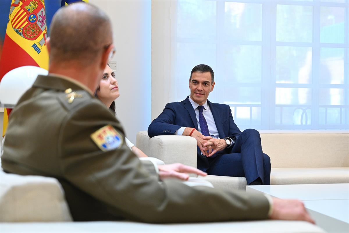 24/10/2024. Pedro Sánchez mantiene un encuentro con representantes de la labor de la ONU. El presidente del Gobierno, Pedro Sánchez, durante...