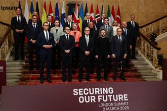 2/03/2025. Pedro Sánchez attends the High Level Meeting on Ukraine. Group photo from the High Level Meeting on Ukraine held in London