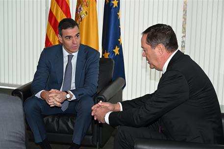 3/03/2025. El presidente del Gobierno asiste al Mobile World Congress 2025. El presidente del Gobierno, Pedro S&#225;nchez, con el presidente y c...