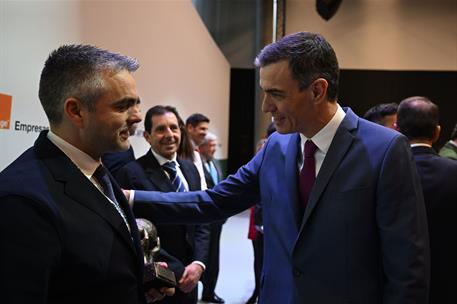 5/03/2025. Pedro Sánchez clausura el acto de entrega de los XI Premiso Cepyme. El presidente del Gobierno, Pedro Sánchez, junto al president...