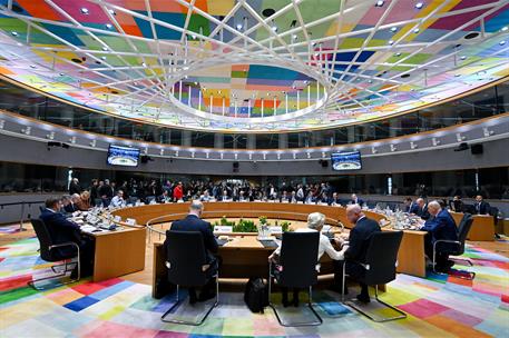 6/03/2025. El presidente participa en la reuni&#243;n extraordinaria del Consejo Europeo. El presidente del Gobierno, Pedro S&#225;nchez, y el resto d...