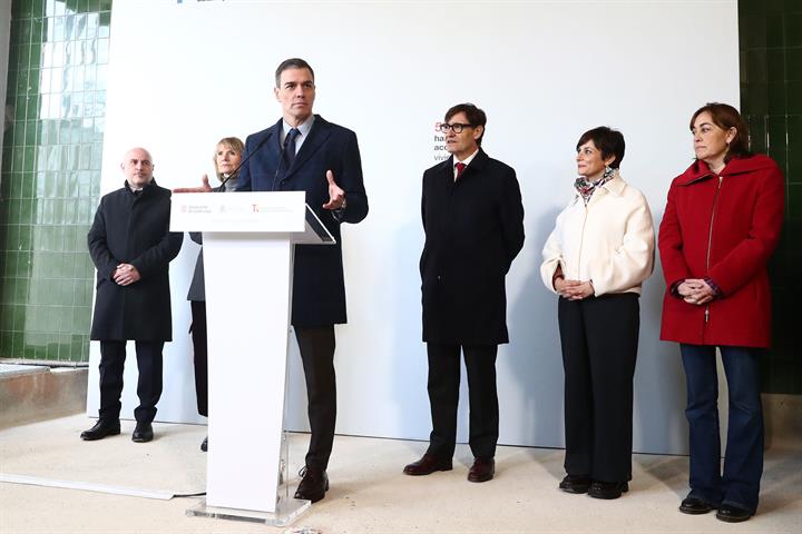 13/02/2025. Pedro Sánchez visita una promoción de vivienda de alquiler social asequible. El presidente del Gobierno, Pedro Sánchez, durante ...