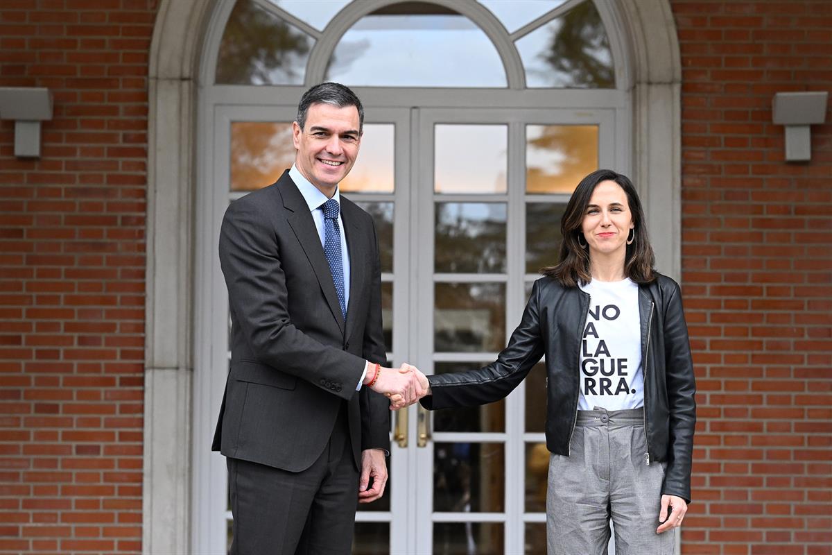 13/03/2025. Pedro Sánchez se reúne con los líderes de los grupos parlamentarios. El presidente del Gobierno, Pedro Sánchez, recibe a la secr...