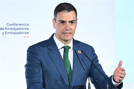 14/01/2025. Pedro S&#225;nchez participa en la IX Conferencia de Embajadores y Embajadoras. El presidente del Gobierno, Pedro S&#225;nchez, se dirige ...