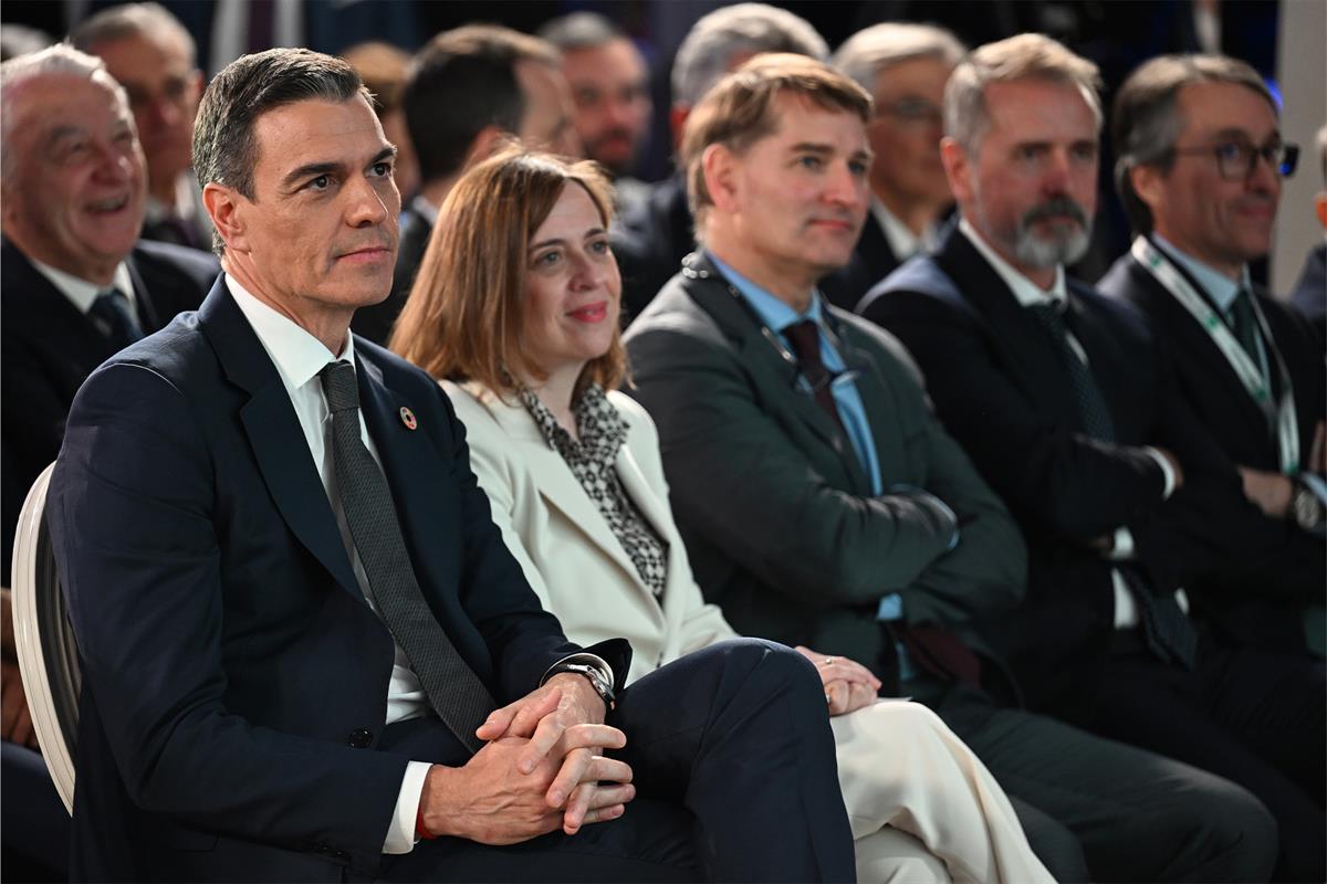 16/01/2025. Pedro Sánchez clausura la XV edición del foro financiero internacional 'Spain Investors Day'. El presidente del Gobierno, Pedro ...