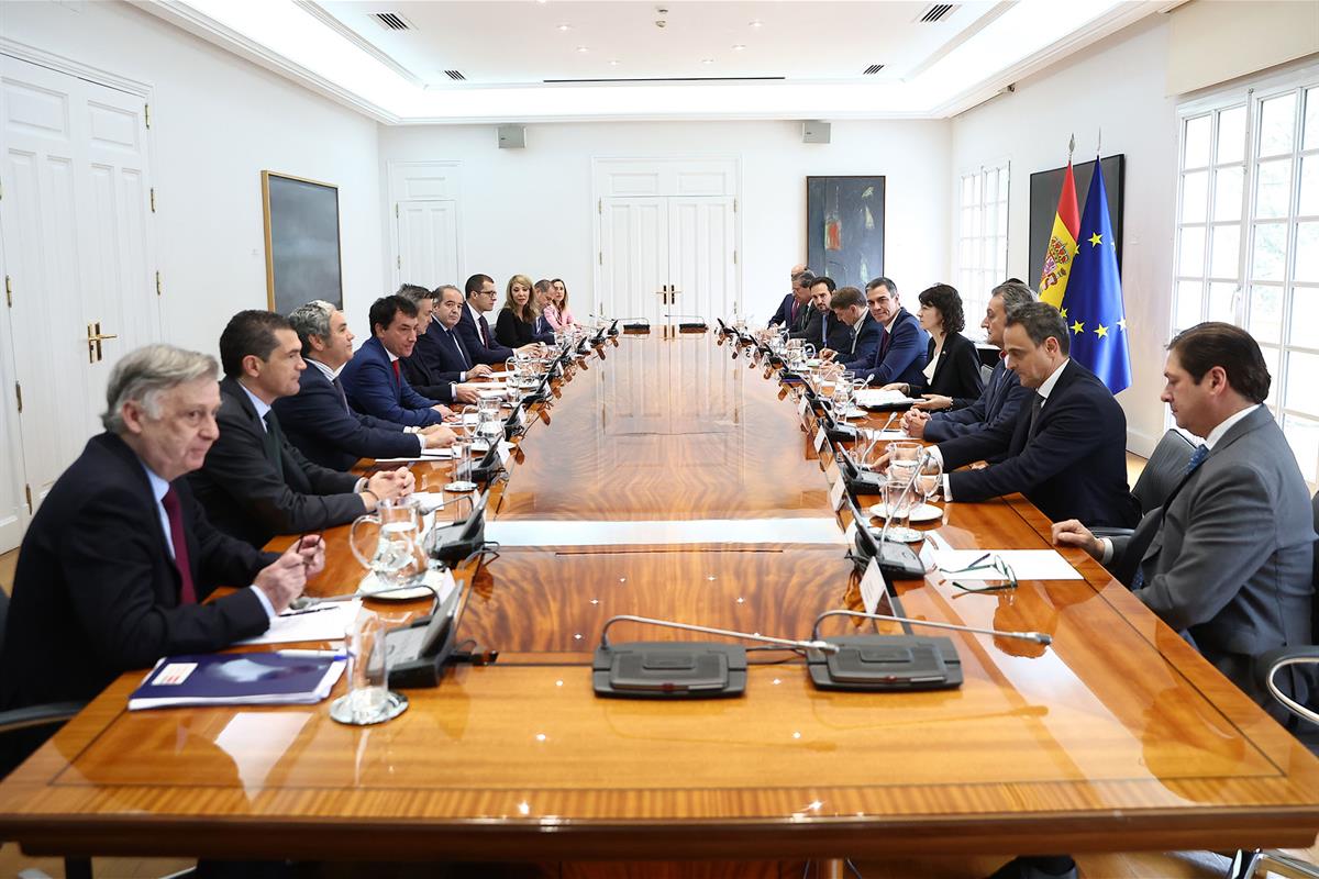 19/03/2025. El presidente del Gobierno se reúne con el American Business Council. El presidente del Gobierno, Pedro Sánchez, con los miembro...