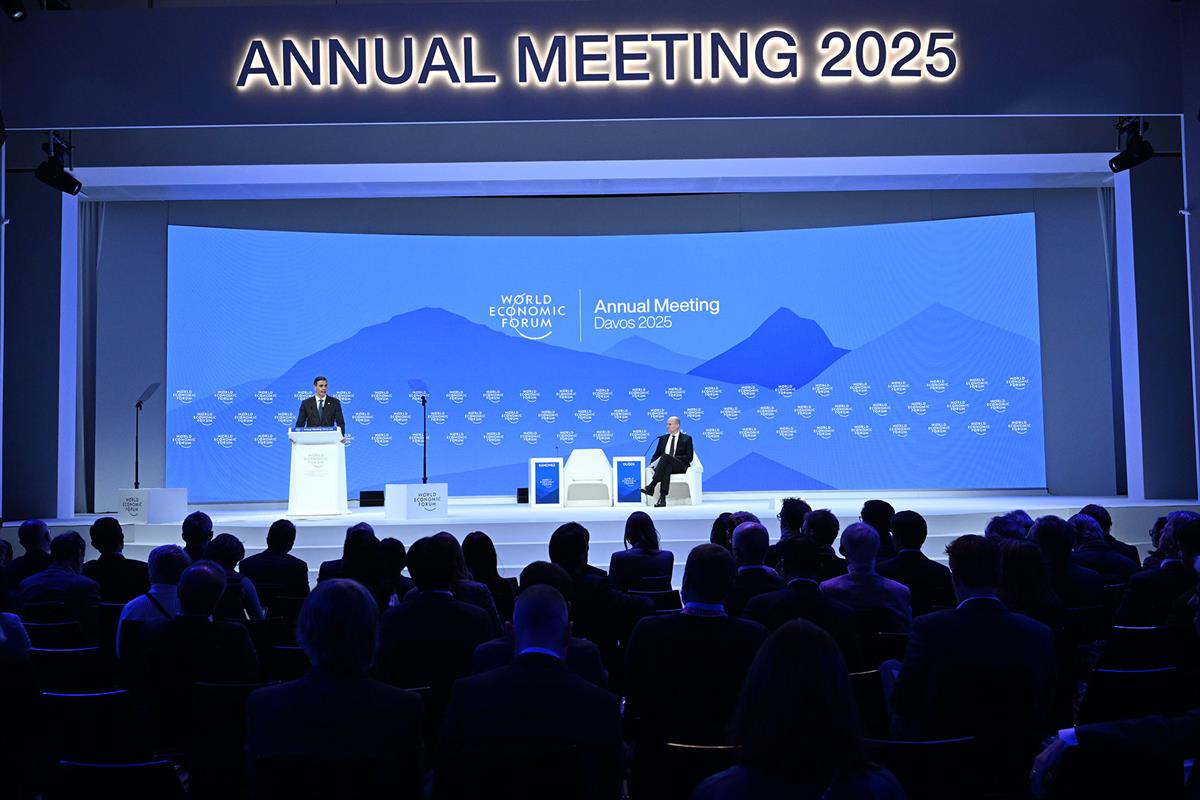 22/01/2025. Pedro Sánchez participa en la 55ª reunión anual del Foro Económico Mundial. El presidente del Gobierno, Pedro Sánchez, durante s...