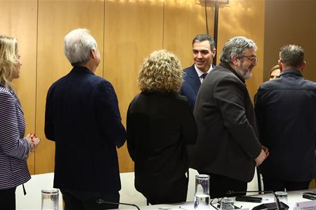 23/01/2025. Pedro Sánchez visita Valencia. El presidente del Gobierno saluda a los alcaldes de las localidades afectadas por la DANA en el e...