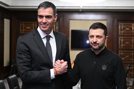 24/02/2025. Pedro Sánchez se reúne con Volodímir Zelenski en Kiev. El presidente del Gobierno, Pedro Sánchez, con el presidente ucraniano, V...