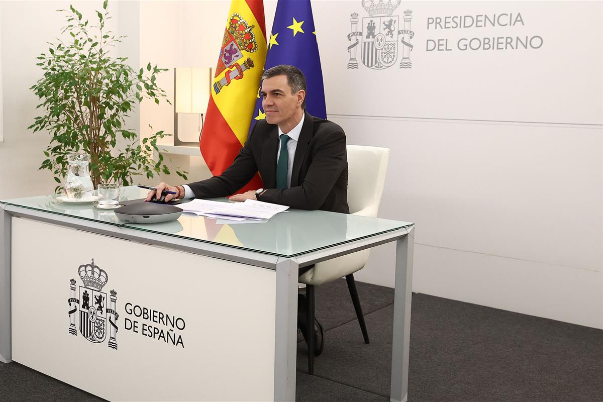 26/02/2025. Pedro Sánchez se reúne por videoconferencia con los presidentes de Brasil, Chile, Colombia y Uruguay. El presidente del Gobierno...