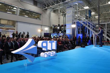 27/02/2025. Sánchez visita el centro de fabricación aeroespacial avanzada (ADMIRE). El presidente del Gobierno, Pedro Sánchez, Durante su in...