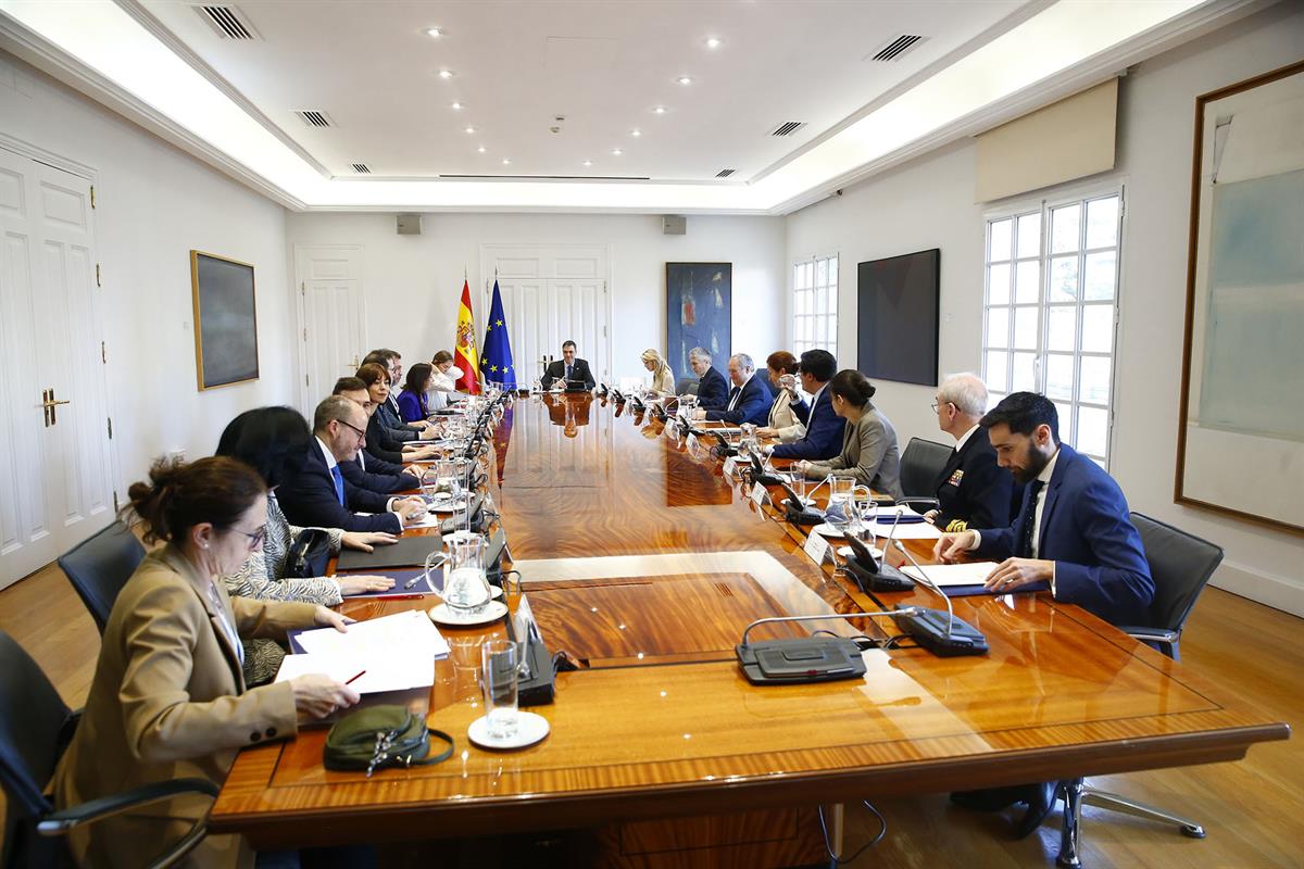 28/01/2025. Pedro Sánchez preside la reunión del Consejo de Seguridad Nacional. El presidente del Gobierno, Pedro Sánchez, en la reunión del...