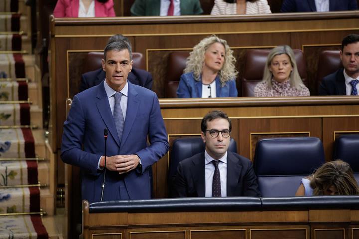 Pedro Sánchez durante su intervención en el Pleno del Congreso