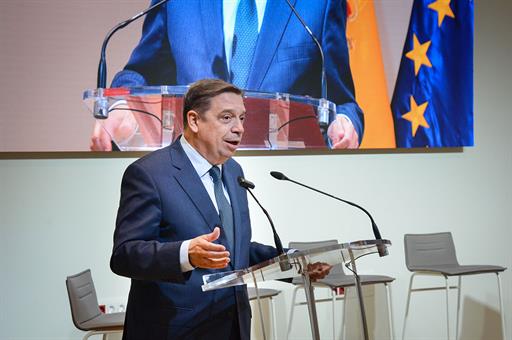 El ministro de Agricultura, Pesca y Alimentación, Luis Planas, durante su intervención en la inauguración del VII Foro Datagri