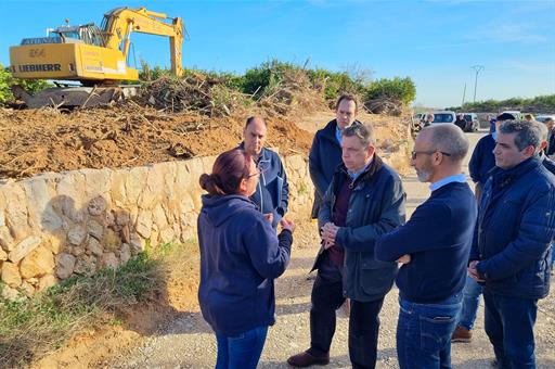 El ministro Planas visita obras de reparación de daños causados por la DANA en Valencia