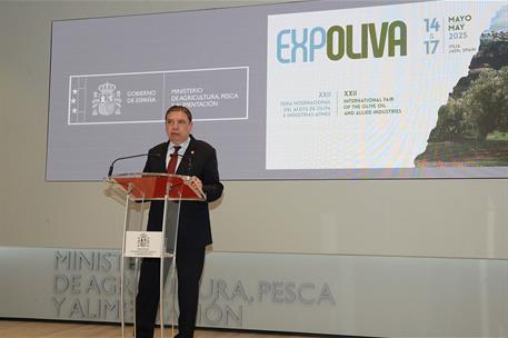 El ministro de Agricultura, Pesca y Alimentación, Luis Planas, durante la presentación de la XXII edición de ExpoOliva