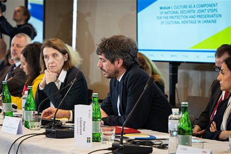 El ministro de Cultura, Ernest Urtasun, durante la conferencia ‘Cooperación para la resiliencia’