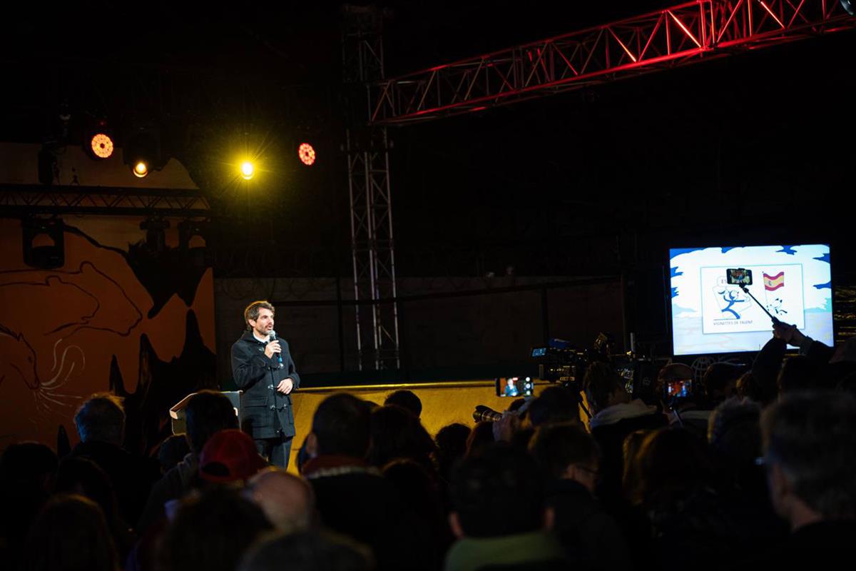 El ministro de Cultura, Ernest Urtasun, en el acto inaugural del Festival Internacional del Cómic de Angulema.