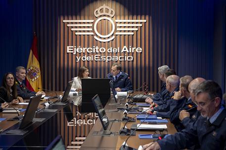 La ministra de Defensa, Margarita Robles, durante su visita al Cuartel General del Aire y del Espacio