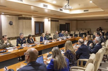 La ministra de Defensa, Margarita Robles, asiste a la presentación del proyecto de 'Hub Logístico e Industrial de Defensa'.