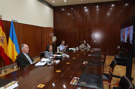 23/05/2024. Margarita Robles holds a videoconference with the mission in Lebanon to thank Spanish troops for their work. The Minister for De...