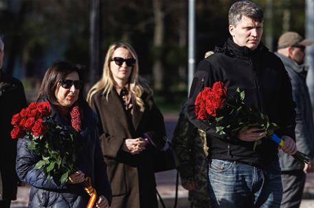 La ministra de Defensa, Margarita Robles, en su viaje oficial a Ucrania.