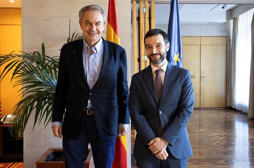 José Luis Rodríguez Zapatero y Pablo Bustinduy en la reunión.