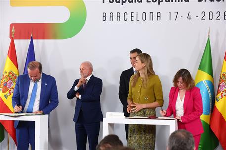 Firma de los dos Memorandos de Entendimiento destinados a reforzar la cooperación económica y estratégica entre España y Brasil.