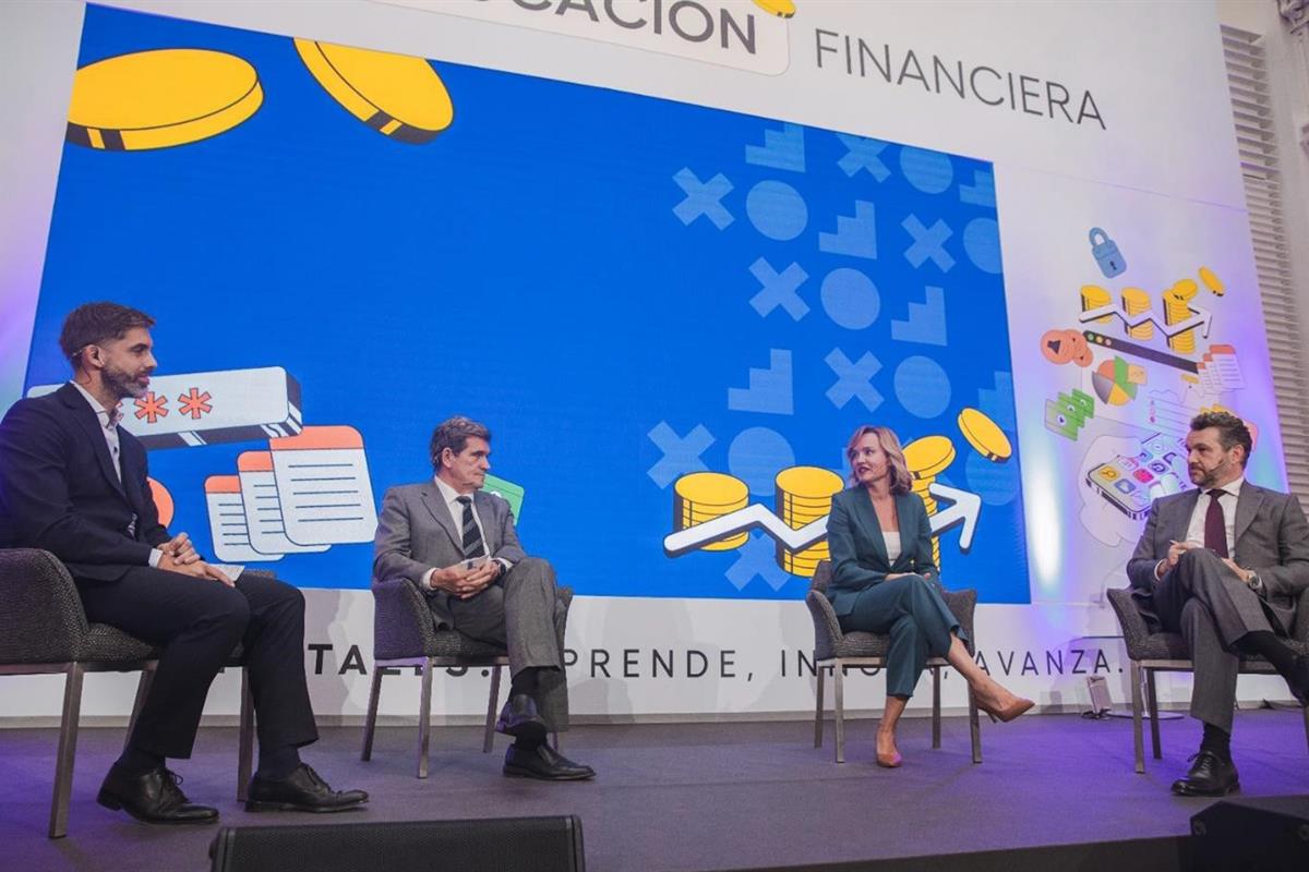 La ministra Pilar Alegría, en un acto con motivo del Día de la Educación Financiera.